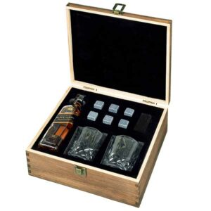 מארז מתנה וויסקי עם בקבוק ג'וני ווקר + 2 כוסות ואבני קרח בקופסת עץ מהודרת